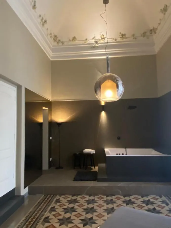 Pensjonat Duomo Housing Catania Le Suites