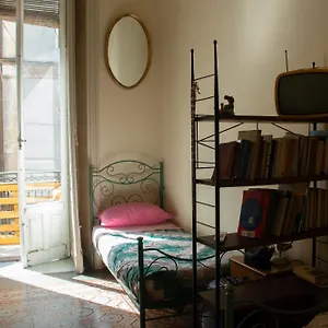Casa Verdi - House Of Travelers Maison d'hôtes Catane